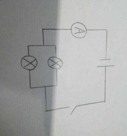 Начертите схему , к которую включены: гальваническая батарейка , ключ, две лампочки соединенные пара