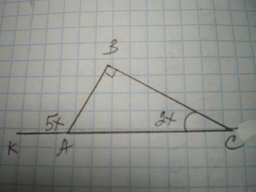 В прямоугольном треугольнике острый угол относится к внешнему углу, не смежному с ним как 2:5. Найди