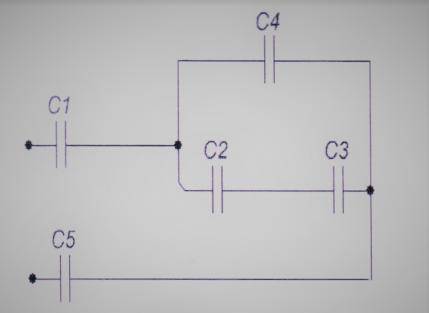 Определите эквивалентную емкость С1=10 мкФ С2=4 мкФ С3=8 мкФ С4=8 мкФ С5=20 мкФ U=120 B