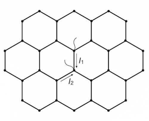 На рисунке изображён фрагмент бесконечной шестиугольной сетки. Сопротивление всех проволочек, соедин