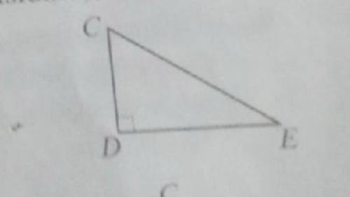 Рассчитайте величину неизвестного острого угла прямоугольного треугольника CDE (УголD = 90 °) и длин